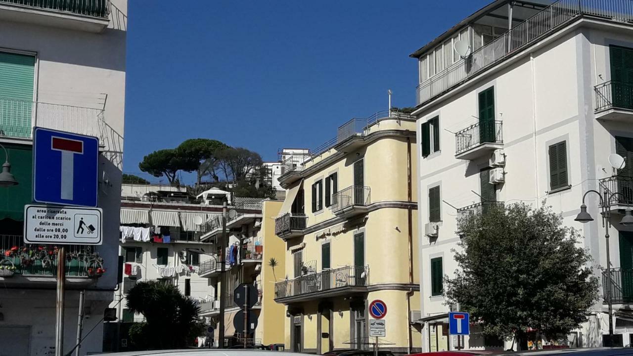 Ferienwohnung Coral & Turquoise Pozzuoli Exterior foto